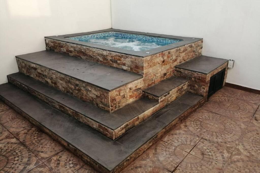 Any Mood! Casa De Descanso Con Jacuzzi Climatizado أوكستيبيك المظهر الخارجي الصورة